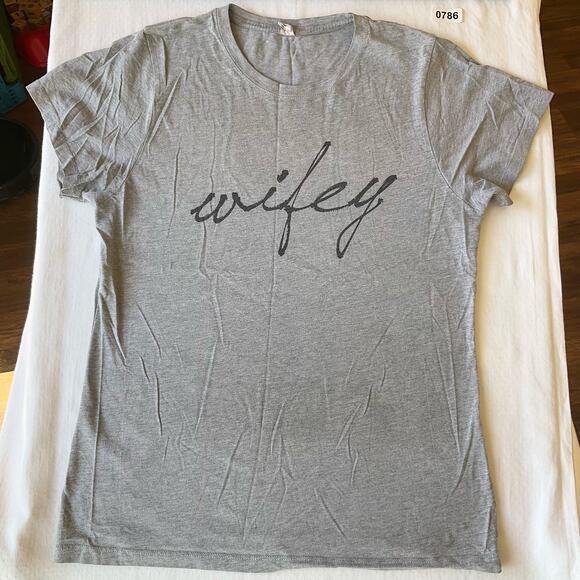Startee Women’s Short Sleeve T-shirt, size XL, Gray, Wifey - Picture 1 of 6